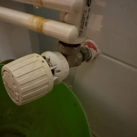 Remplacement d'un sèche Créteil 94000 - detail